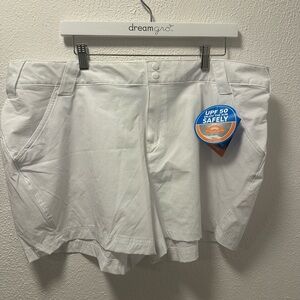 Columbia PFG Coral Point III Shorts Womens Sz 20W White 5" inseam UPF 50 NWT